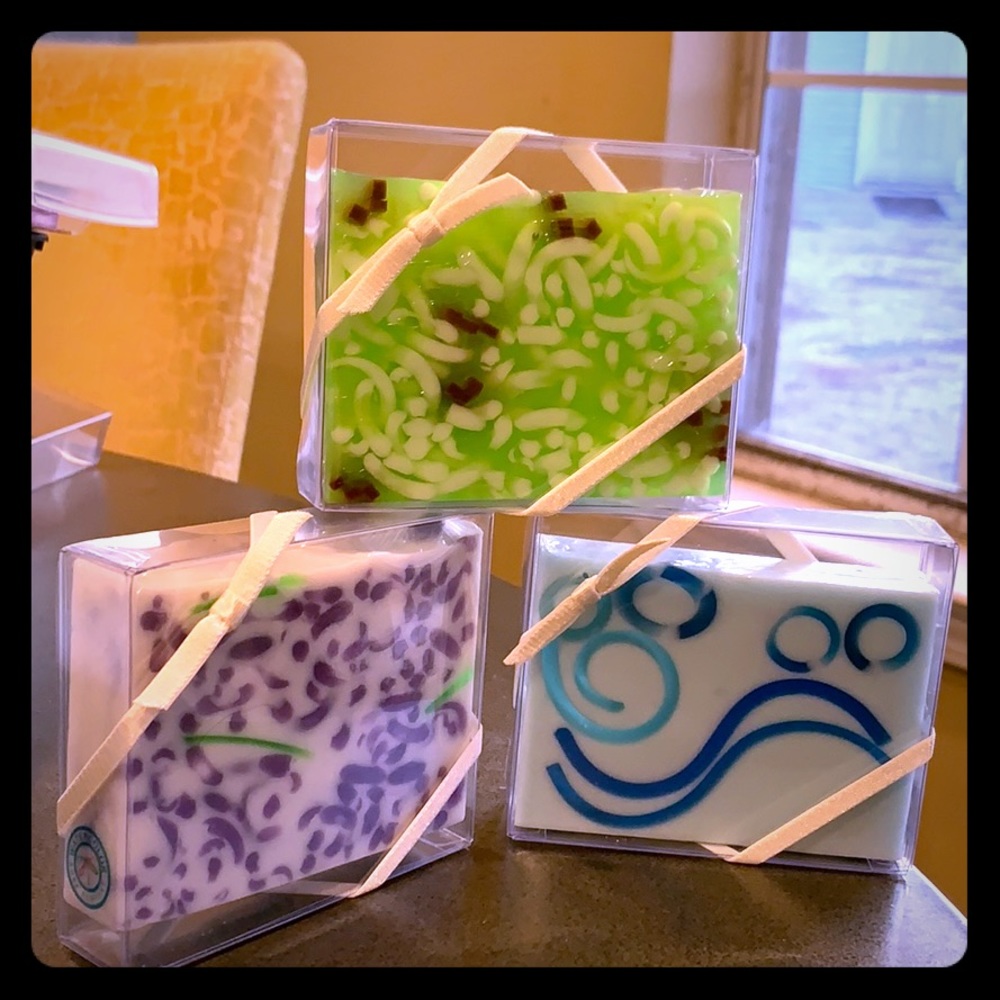 Pear, Lavender and Clean Fragrance Body Soap
